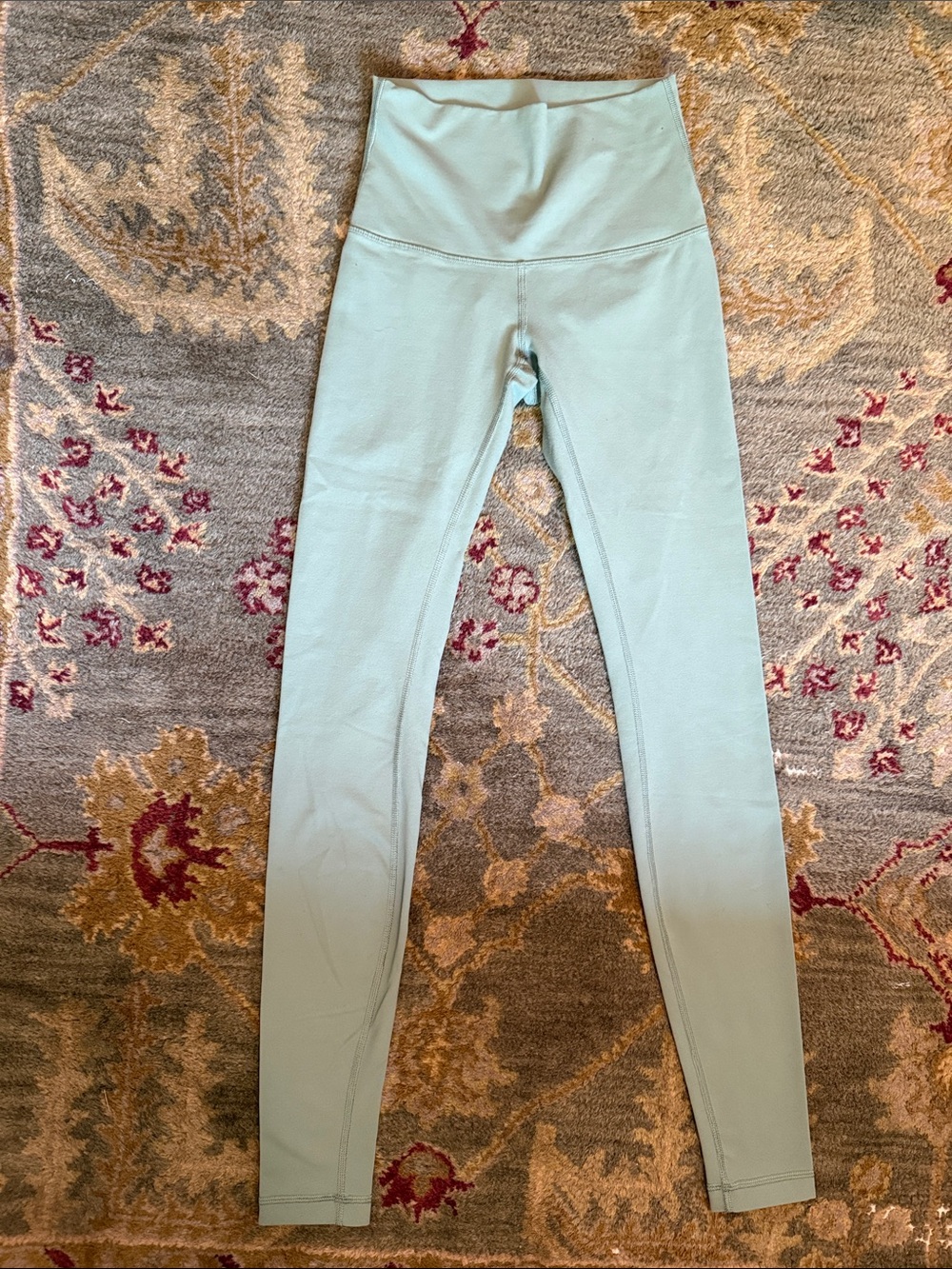 Lululemon High-Rise Leggings, Sage Green, size 4 - Picture 4 of 9
